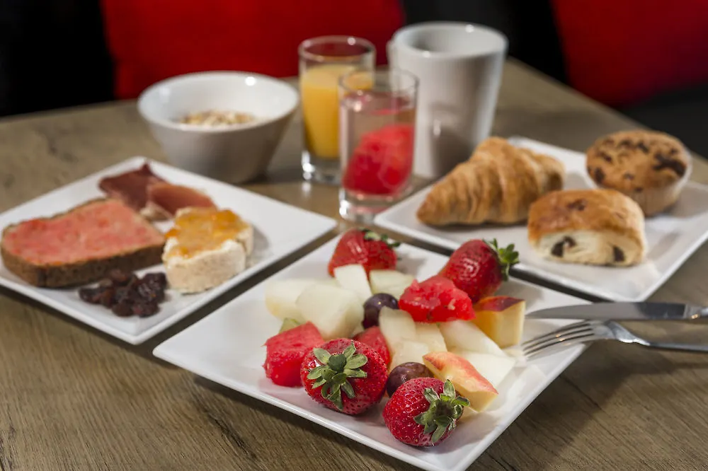 Hotel Ibis Barcelona Castelldefels 2*,